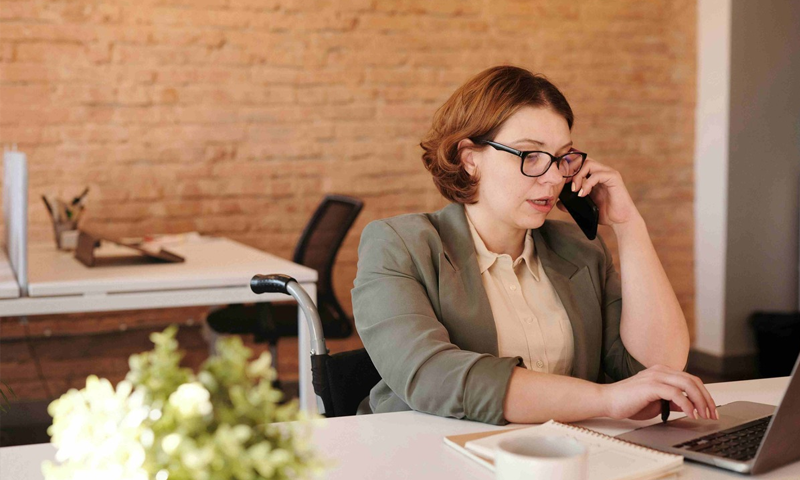6 employee development examples to inspire growth